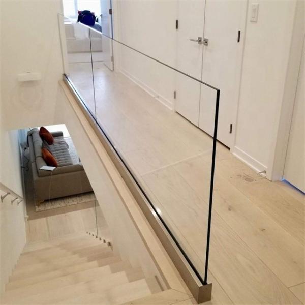 Modern Apartment Design Tempered Laminated Glass Stair Balustrade with CE Certification