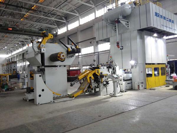 Low Noise Plate Leveling Machine , Plate Leveler Pneumatic Straightening Machine