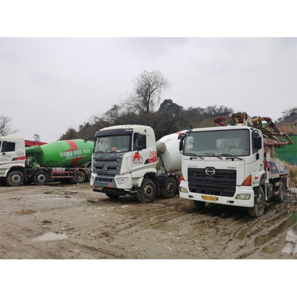 Automatic Hydraulic Used White Mixer Truck Good Condition