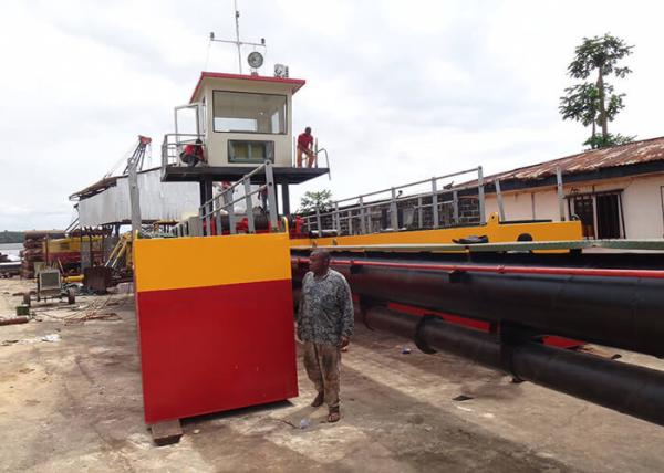 Self Propelled Cutter Suction Dredger High Efficiency River Lake Pond Applied