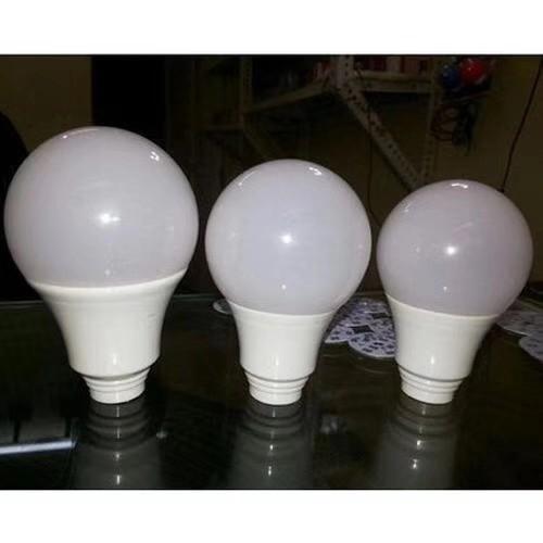 Máquina de molde 7800KN do sopro da injeção da tampa da ampola do diodo emissor de luz que aperta a força
