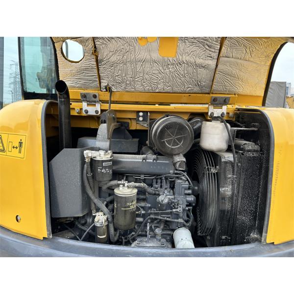 Small Japan Komatsu PC56 Used Hydraulic Excavator Mini Size Weight 5 Tons With Blade