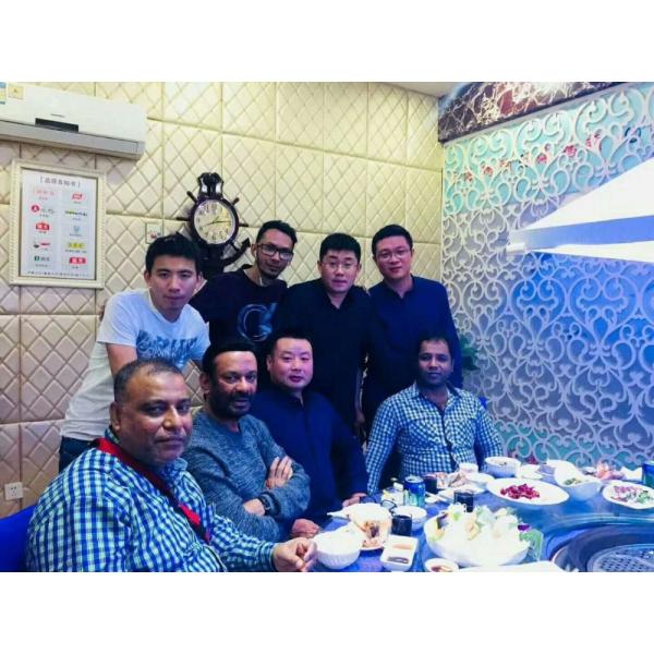 202 J4 bobina negra de acero inoxidable en Vietnam laminada en frío 430 bobinas con certificado API espesor 0,5 mm