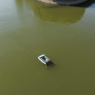 2m/S Unmanned River Cleaning Boat Electric Thruster Multi Stage Operation Mode