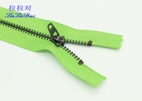 Normal Teeth 4 Inch Separating Zipper , 4YG Slider Metal Zips For Bags /  Canvas