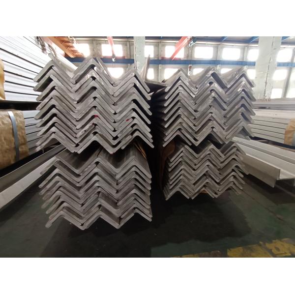 Acier à angle L laminé à chaud/Ferre/Ms Angle L Profil Barre d'acier à angle égal/inégale en acier à chaud Prix en acier d'excellente qualité