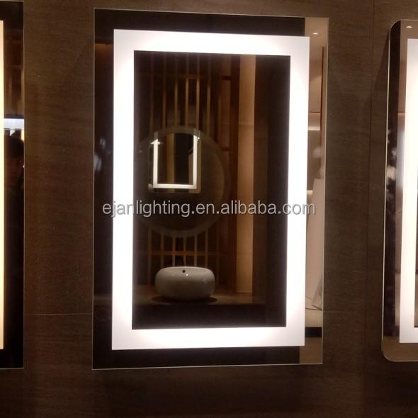 Iluminação de parede montada banheiro LED espelho retroiluminado com Demister e iluminado