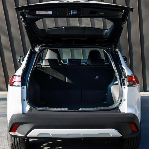 4460x1825x1620 Gasoline Toyota Corolla Cross 2.0L Petrol SUV 4 Doors 5 Seats For Home