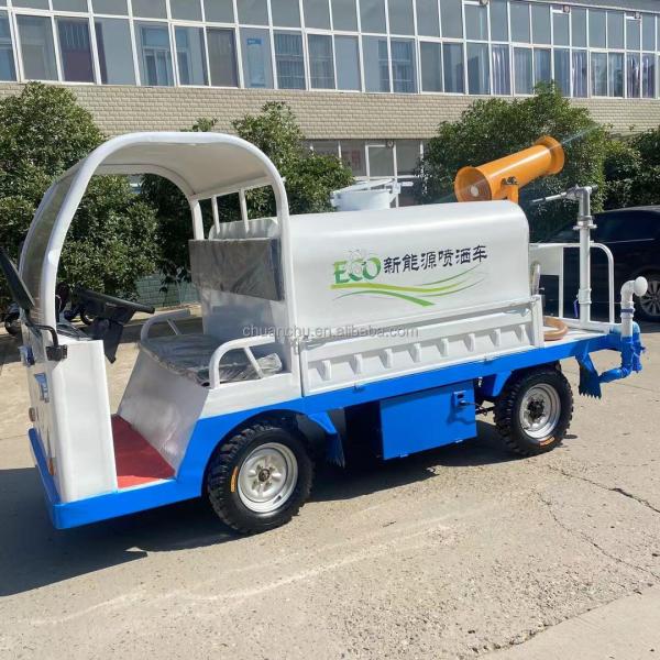 Véhicule de pulvérisation de brouillard électrique pur à quatre roues pour économie d'énergie et protection de l'environnement