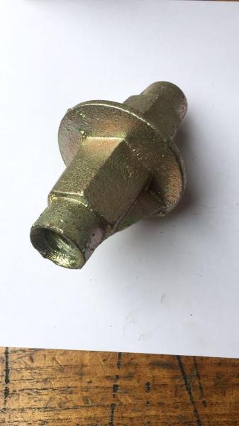 Yellow / Silver Scaffolding Accessories φ17mm Casted color zincing  0.54 kg water stopper
