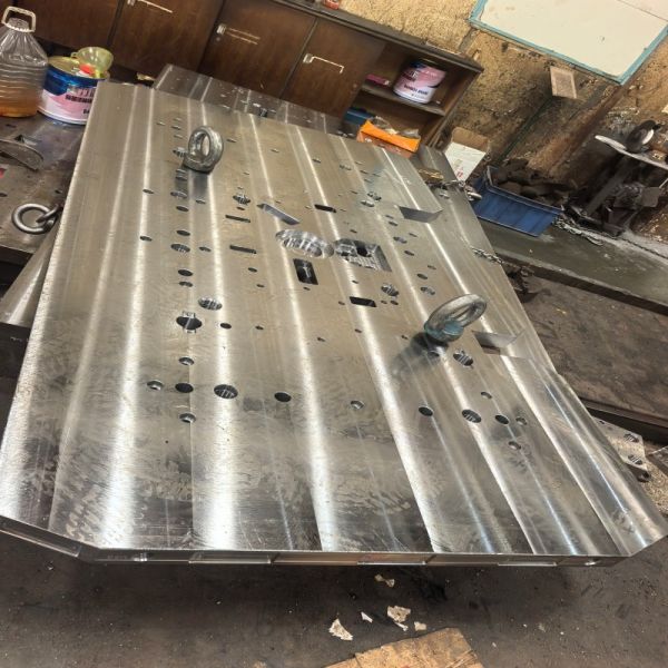 JIS Standard Precision Hot Forging Die Custom Size Injection Mold Base for Plastic Mould