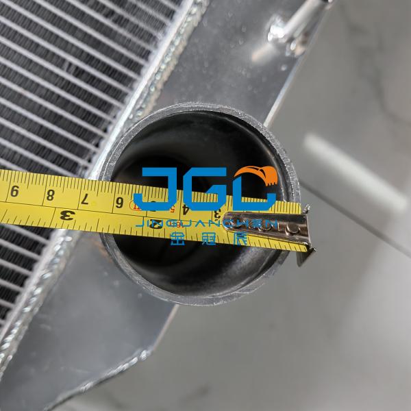 Water Tank Radiator Excavator Accessories Construction Machinery Accessories R305-7