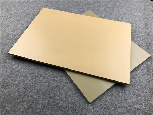Водоустойчивая таможня доски пены PVC Wpc прокатанная для Carbinates