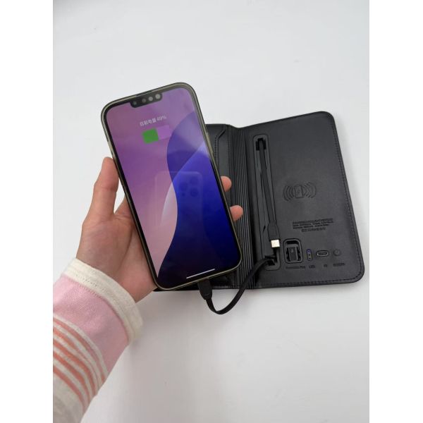 Charging Wallet Portable Power Bank 5W Output Customizable Logo Mobile Business Gift Card Bag Wireless Charger Compact