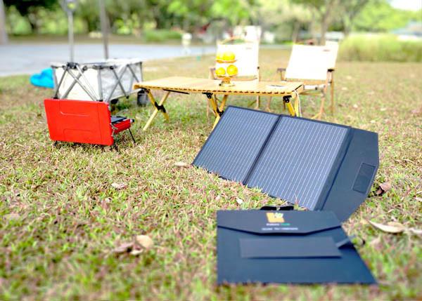 FT160 Portable Flexible Solar Cells Charger  System 160W 18V with black ABS