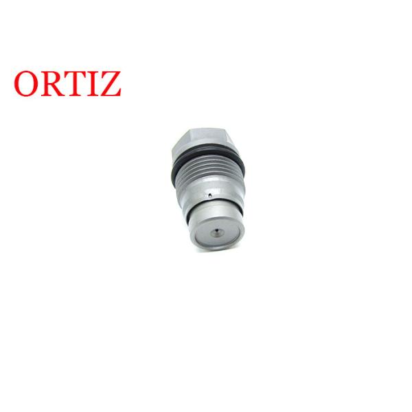 Lightweight Pump Pressure Relief Valve For Hyundai Excavator 111 001 0017