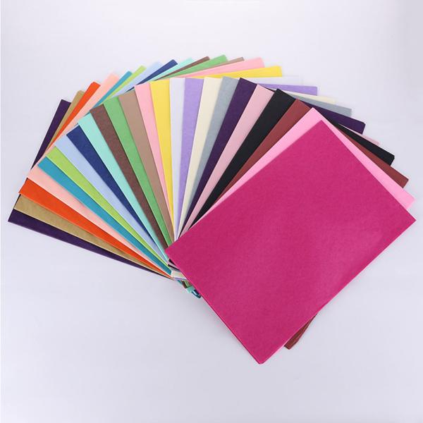 A camisa do vinho calça a impressão de papel multicolorido da tela do envolvimento 22g