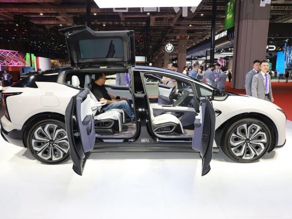 SUV Hiphi X 2022 Creative Remote Edition Versão elétrica de longa distância de 6 lugares