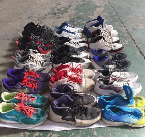 Internation brand sport shoes/used sport shoes in pair ,second-hand shoes ,old shoes