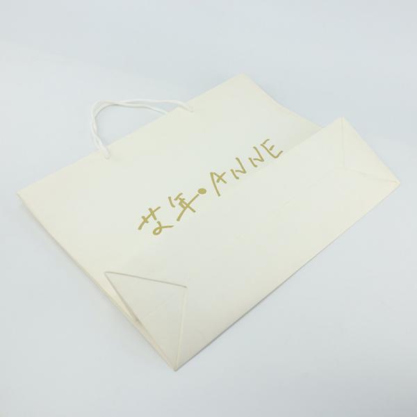 Покупки бумажного мешка логотипа несущей бутика изготовленные на заказ упаковывая складное многоразовое