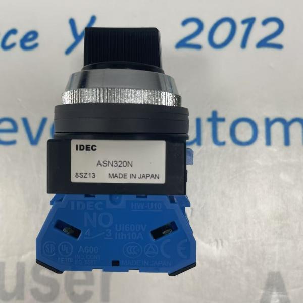 IDEC ASN320N Rotary Switch 5A 250V AC With Screw Terminals