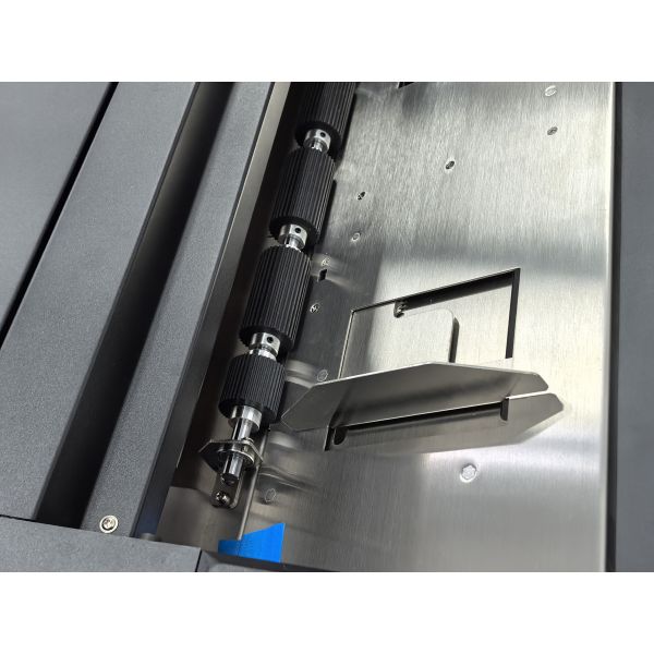 ZKJDJ330 Auto Feeding/picking Up Paper Roll To Roll Cutting Machine With 5.0 Inch Touch Screen