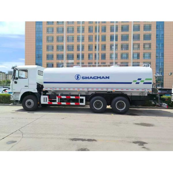 Factory Price Shacman 6×4 20000L Stainless Steel Water Tank Truck with 20 Tons Load Capacity