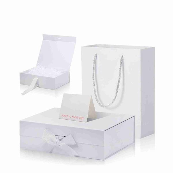 FSC BSCI Personalized Hot Stamping Printed Paper Gift Bags And Box Set With Logo