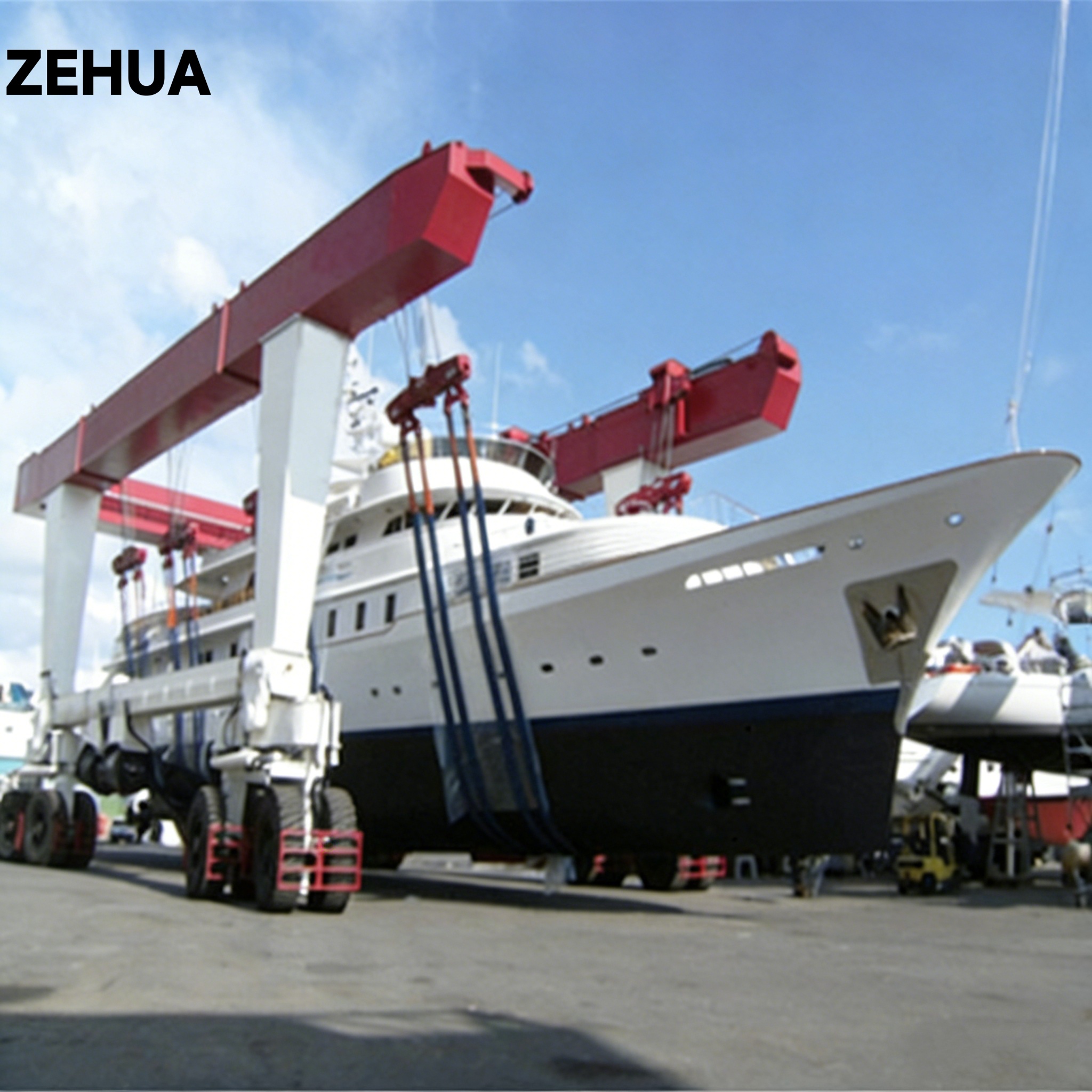 Diesel Generator Powered Hydraulic Boat Lift Crane 300t 350t 4 Tires 8Tires Gantry Crane