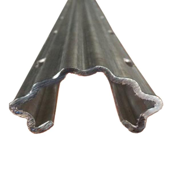 Silver Steel Vineyard Trellis Posts , Galvanised Metal Fence Posts 2.2M Height