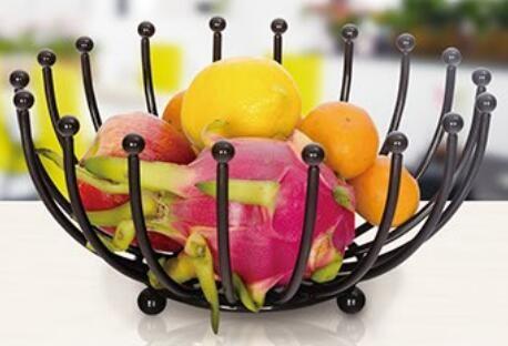 china supplier custom chrome/shaped wire stacking custom storage metal baskets