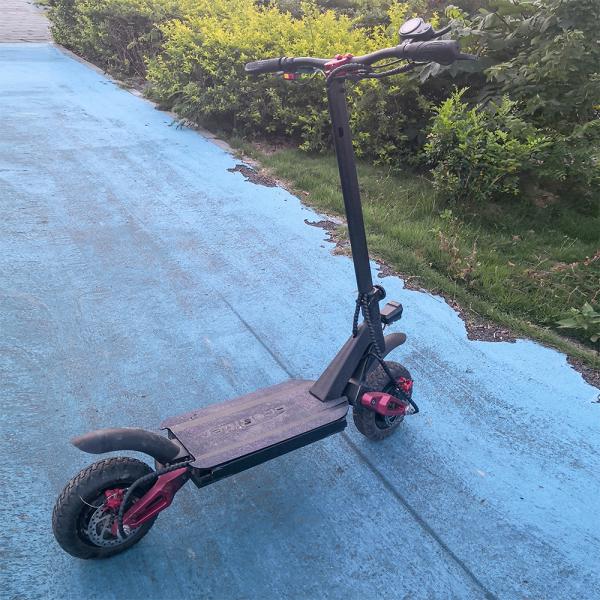 Aluminium Alloy Long Range Electric Scooter Foldable 10 Inch Tire 120 X 30 X 60cm