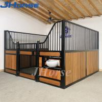 Structure en acier robuste pour chevaux stables
