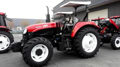trator YTO X1204 de 2300r/Min 120hp com movimentação de 4 rodas