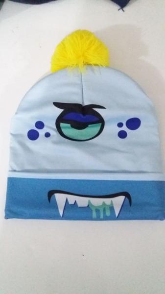 Acrylic Customizing Cheap Bling Bling wholesale beanie caps  Knitted Adult Pom Pom Hat
