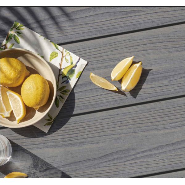 Micro-joint Splicing Wood Plastic Composite Decking Eco-friendly Waterproof Walnut Texture Heavier Than Traditional Wood Decking Ideal For Outdoor Spaces