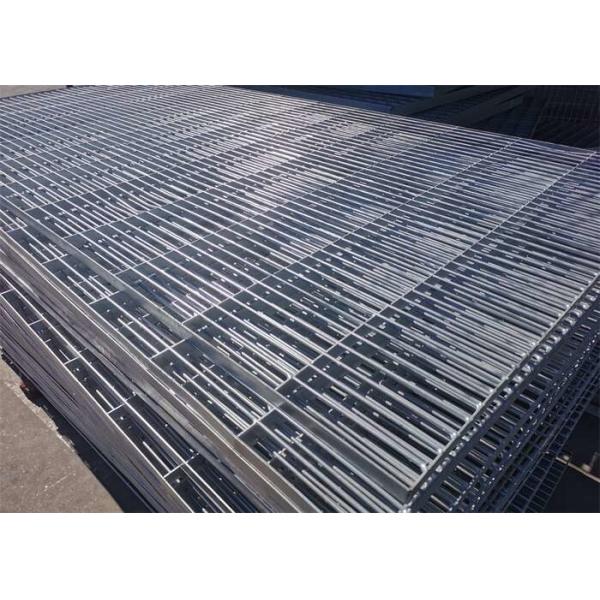 Toothed Non Skid 32*3mm Stair Treads Steel Grating Hot Dip Galvanized