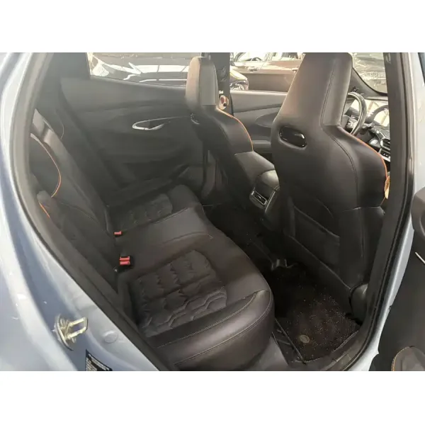 2024 Changan UNI-T Chinese Gasoline 5-seat Compact SUV 7-speed Wet Dual-clutch 205km/h