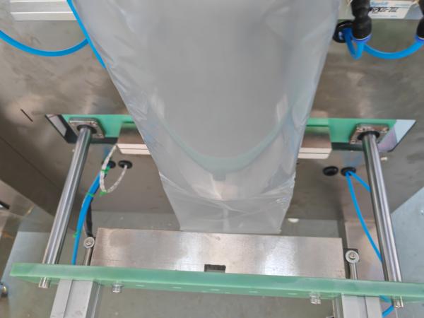 150mm Width Packing Machine Semi Automatic 15bag/Min Customized