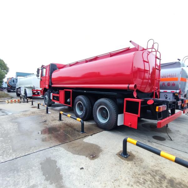 Best-Selling SHACMAN 6*4 Fuel Tank Truck Turkmenistan Diesel Engine Used for Fuel Delivery Oilfield Crude Oil Transport