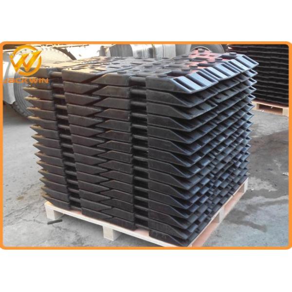 Heavy Duty Durable Rubber Pole Base 80 * 40 * 12cm For Traffic Post / Bollard
