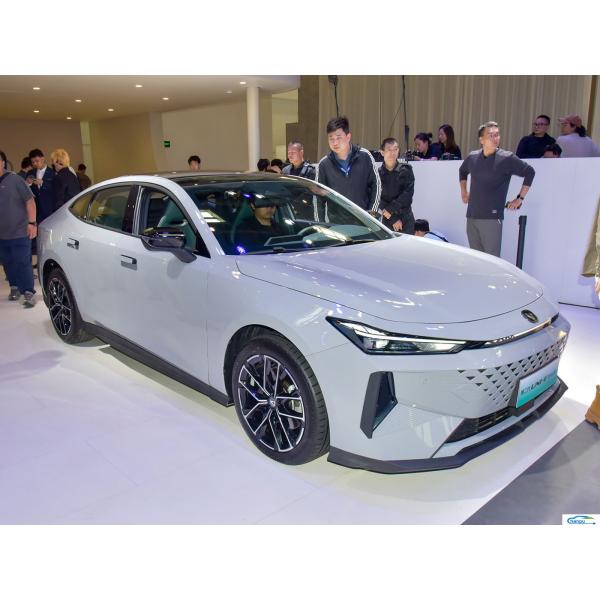 Energy Vehicle Changan UNI-V Zhidian iDD 1.5T Retail Ride-On EV Automobile Passenger Car