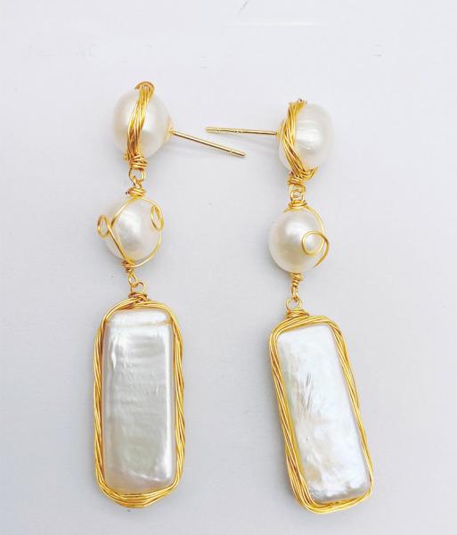 New Women Pearl Earrings Delicate Two-sided Baroque Pearl Earring for Women Shell Earring Girl Gifts Jewelry Wholesale