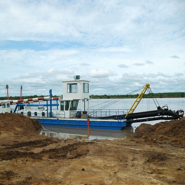 Marine Engine Cutter Suction Dredger with 10/8 Inch Pump 800 M3/H Water Flow