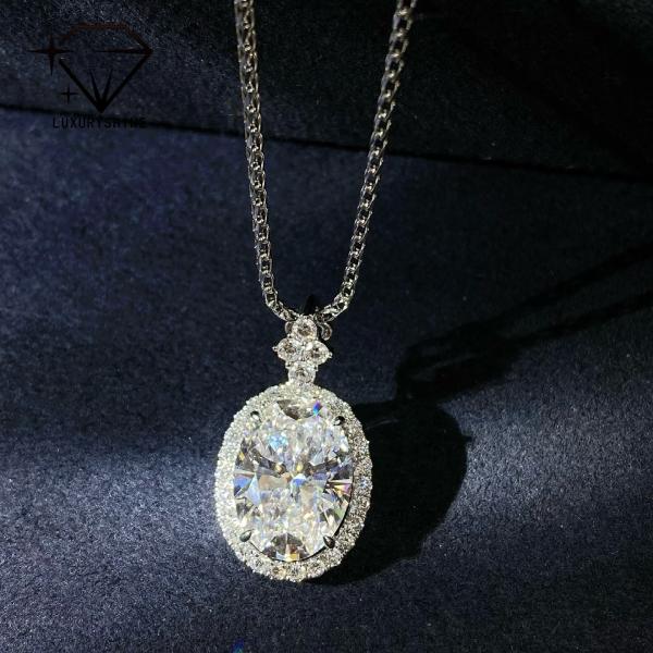 18K Gold Oval Lab Grown Diamond Pendant VVS1-VS1 0.3-3.0ct