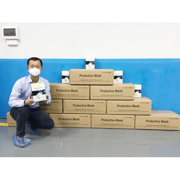 Anti Coronavirus White N95 Face Mask Surgical Disposable In Melt - Blown Fabric