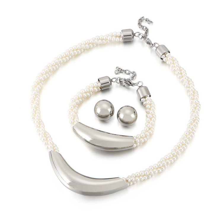 Women Fashionable Adjustable Size Pearl Jewelry Set