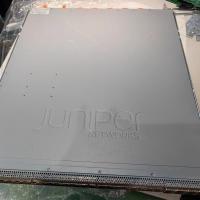 Interruptor Juniper QFX5200-48Y-AFI usado para 48 portas e taxa de transmissão de 10/100/1000Mbps