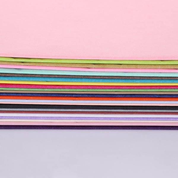 A camisa do vinho calça a impressão de papel multicolorido da tela do envolvimento 22g