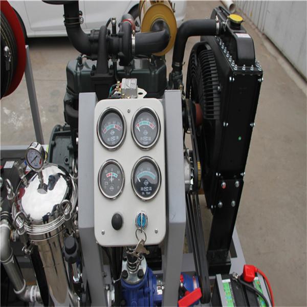 Large Pipeline Water Jet Pipe Cleaner High Pressure Petrochemical Power Plant